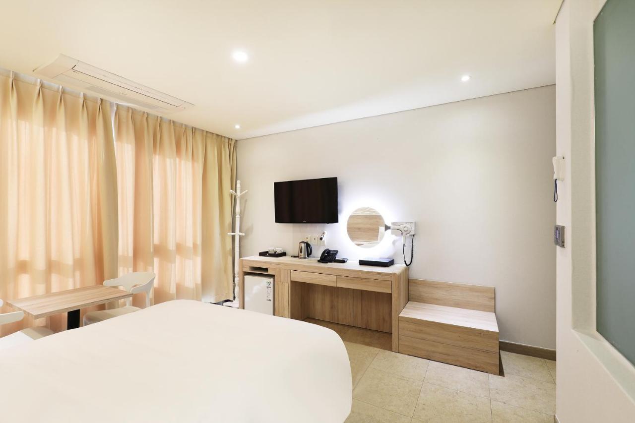 Hotel The Sea Star Incheon Exterior photo