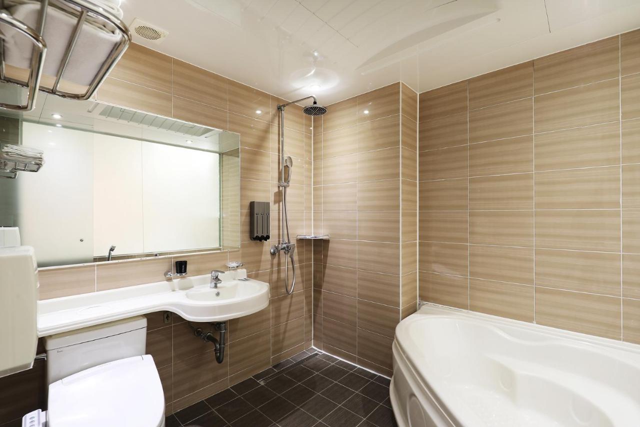 Hotel The Sea Star Incheon Exterior photo
