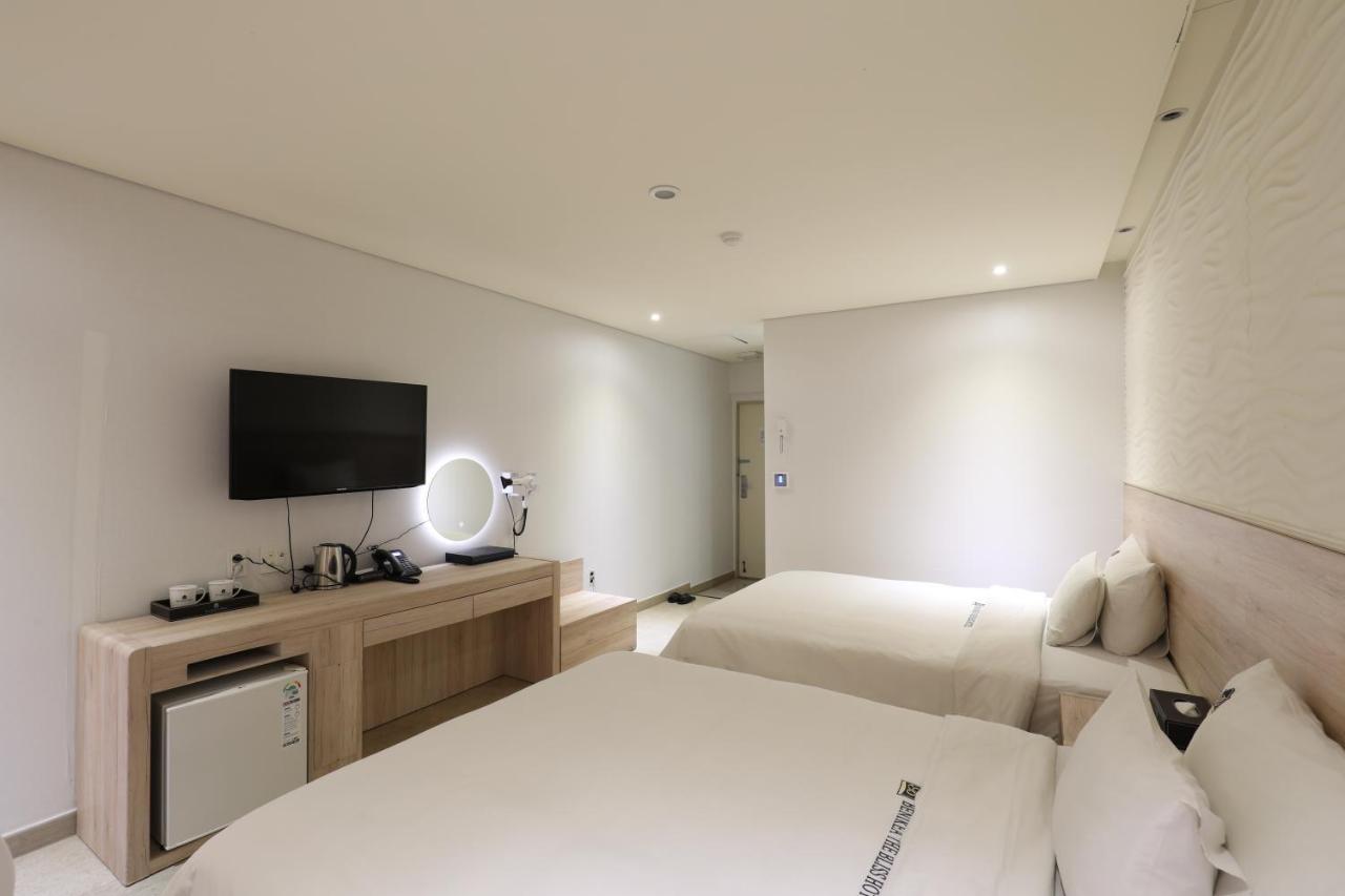 Hotel The Sea Star Incheon Exterior photo