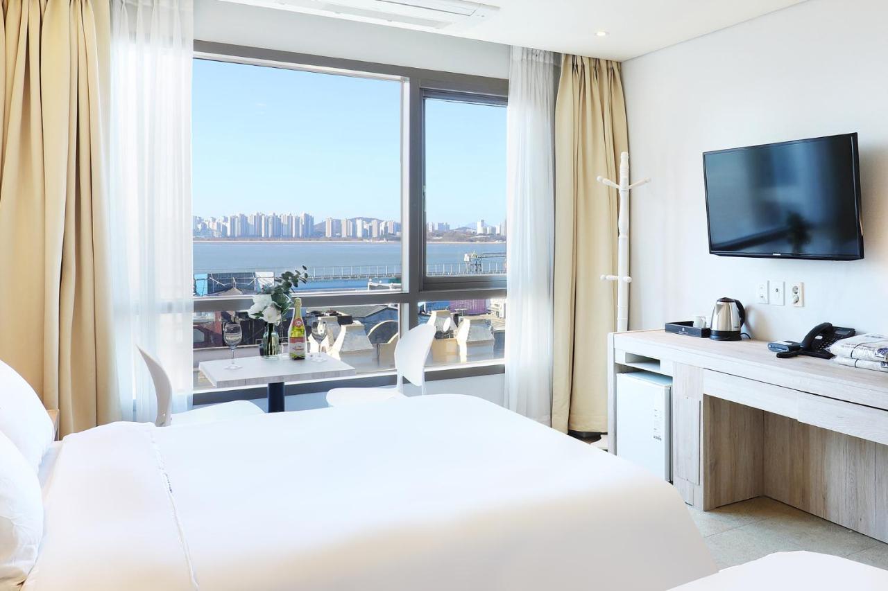 Hotel The Sea Star Incheon Exterior photo